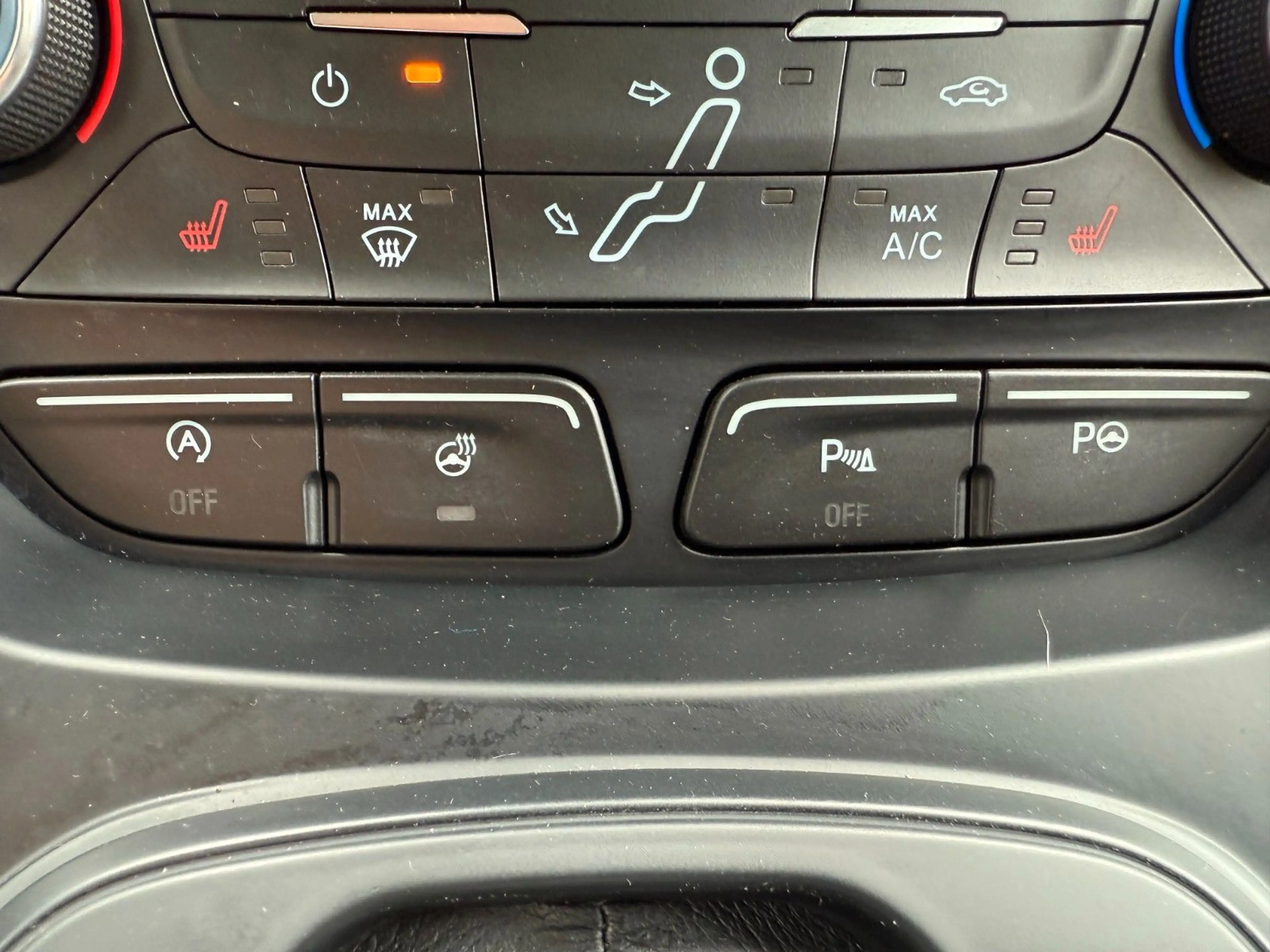 Ford Grand C-Max 2.0 TDCI Automatik Business Edition — photo 25