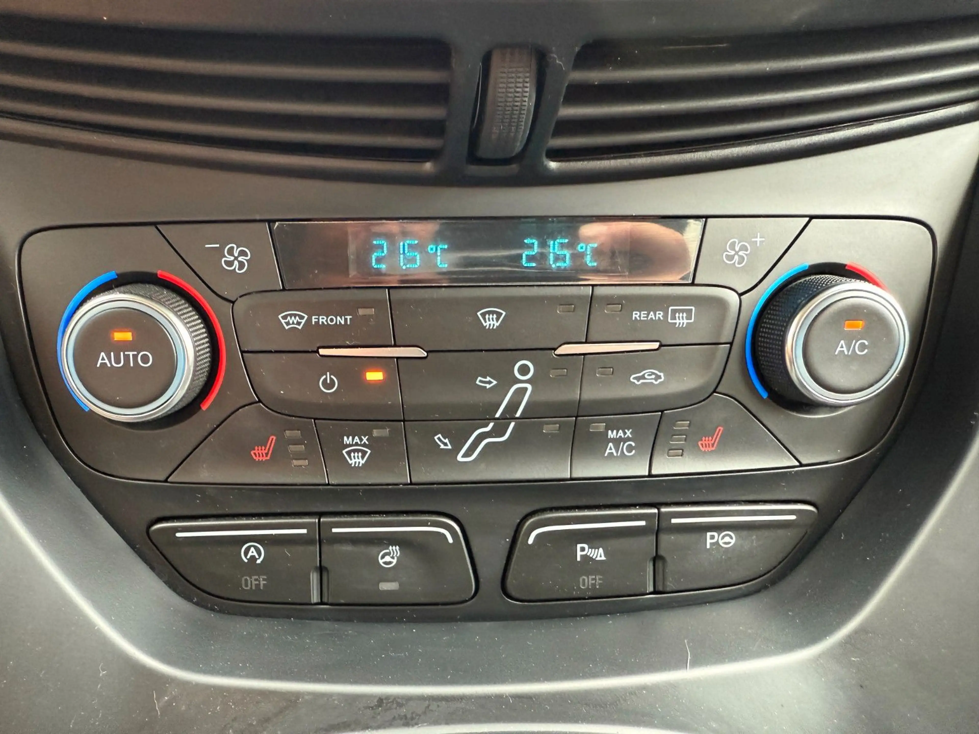 Ford Grand C-Max 2.0 TDCI Automatik Business Edition — photo 20