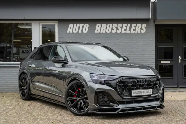 Audi Q8 60 TFSI e quattro Pro S-Line Competition RS seats