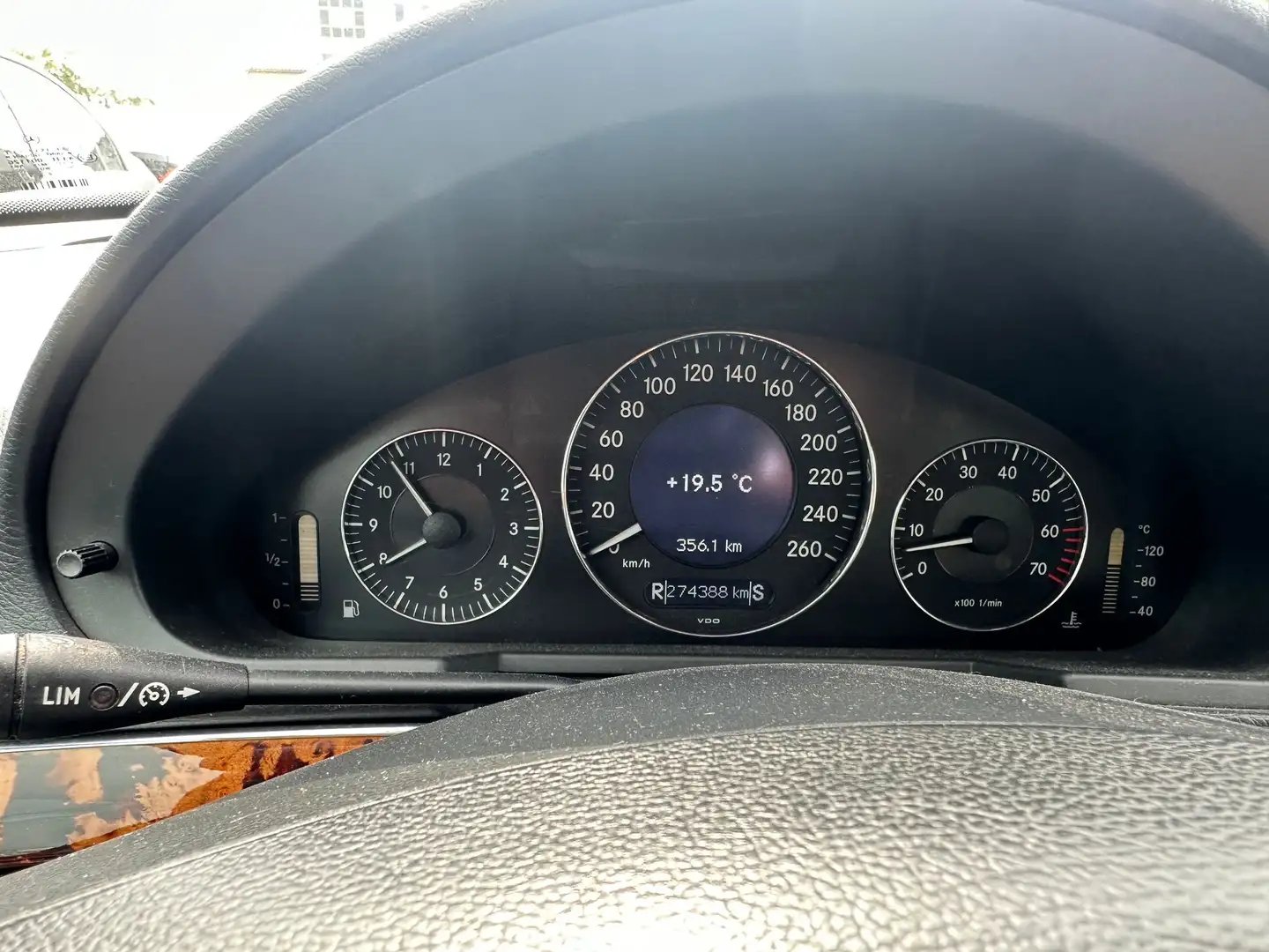 Mercedes-Benz E 320 Classic - 1