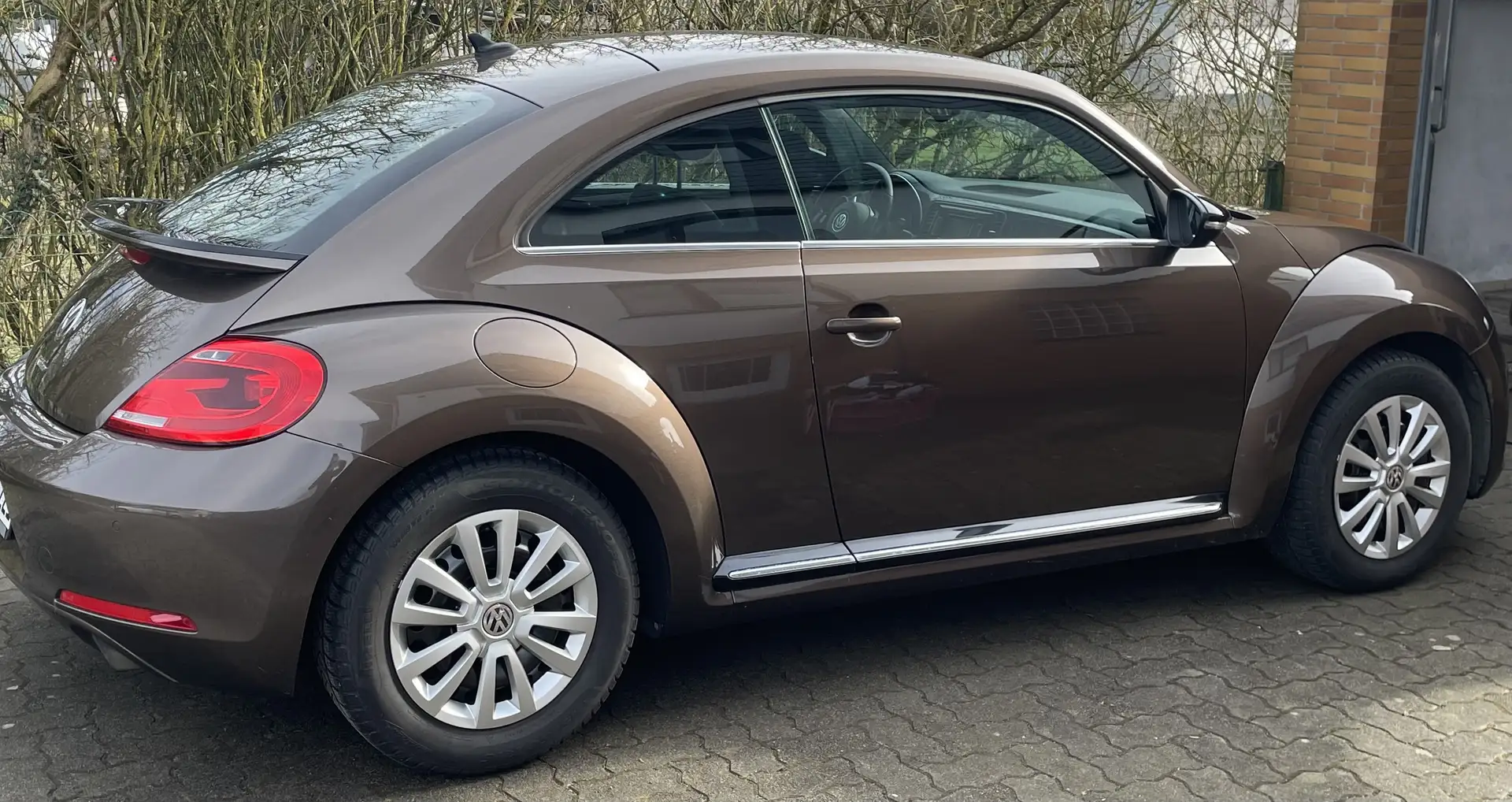 Volkswagen Beetle 2.0 TSI DSG Sport Braun - 2