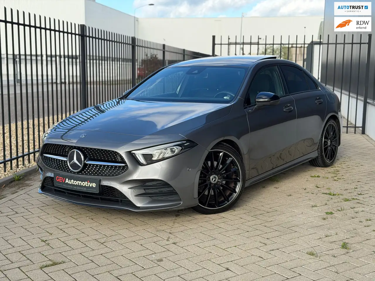 Mercedes-Benz A 200
