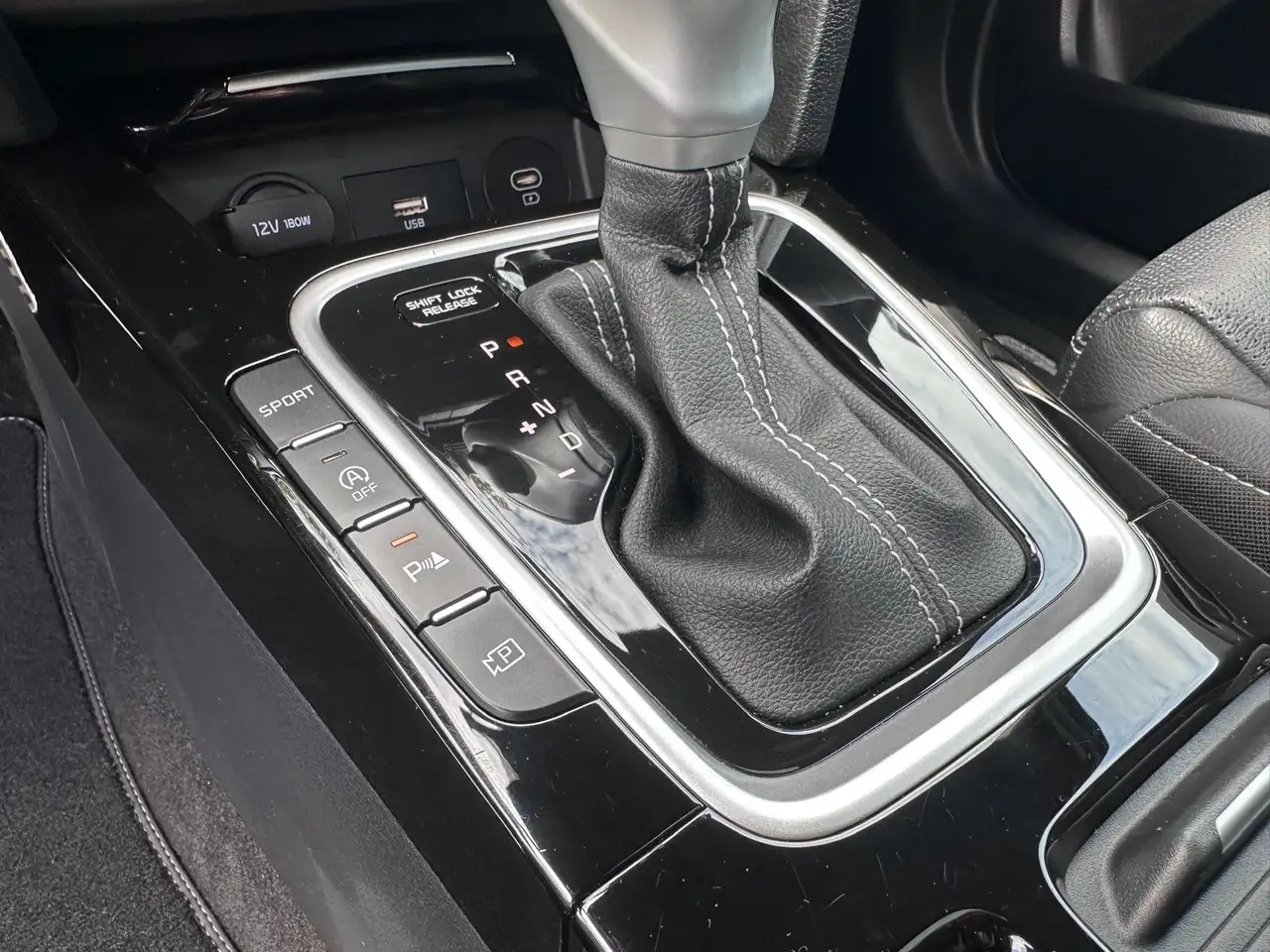 Kia Pro Ceed ProCeed 1.5 T-GDi GT-Line Pano 2023 JBL Full option, миниатюра 10