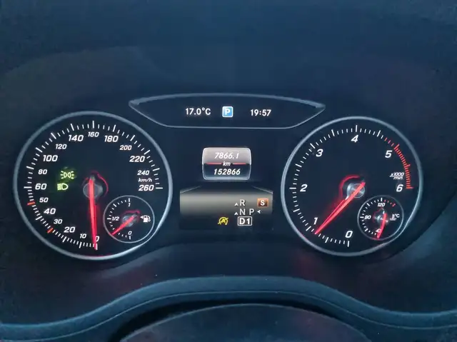 Mercedes-Benz Unknown Model view 12