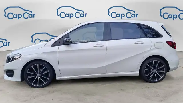 Mercedes-Benz Unknown Model view 2