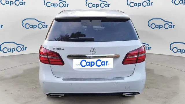 Mercedes-Benz Unknown Model view 3
