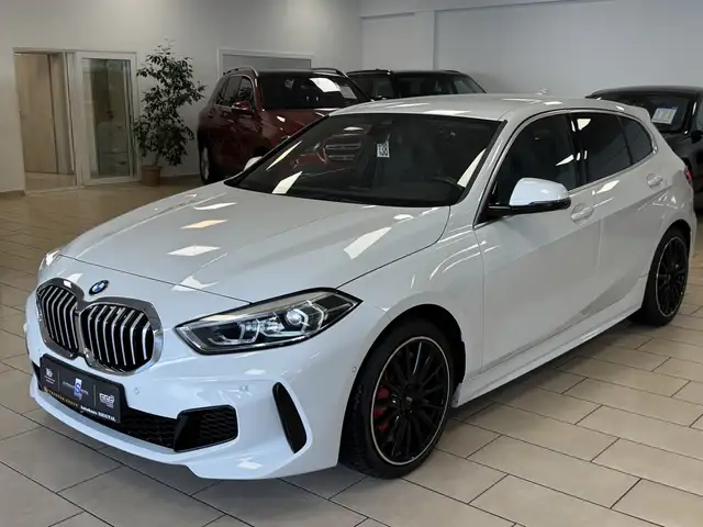 BMW 128 i*Individual*M-Paket SHZ*LED*PDC*Kamera*Navi
