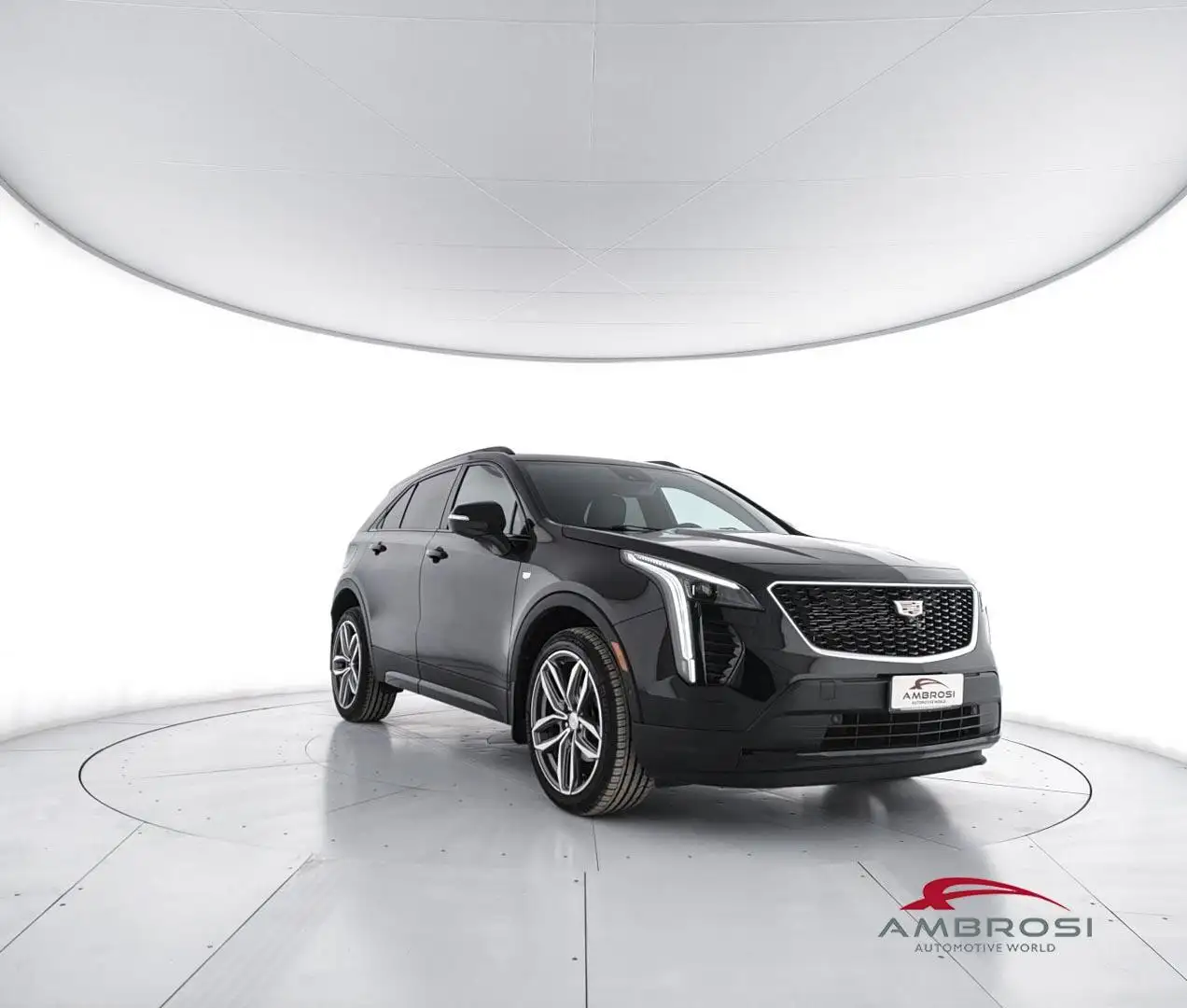 Cadillac XT4 350 TD AWD Premium Luxury Schwarz - 2