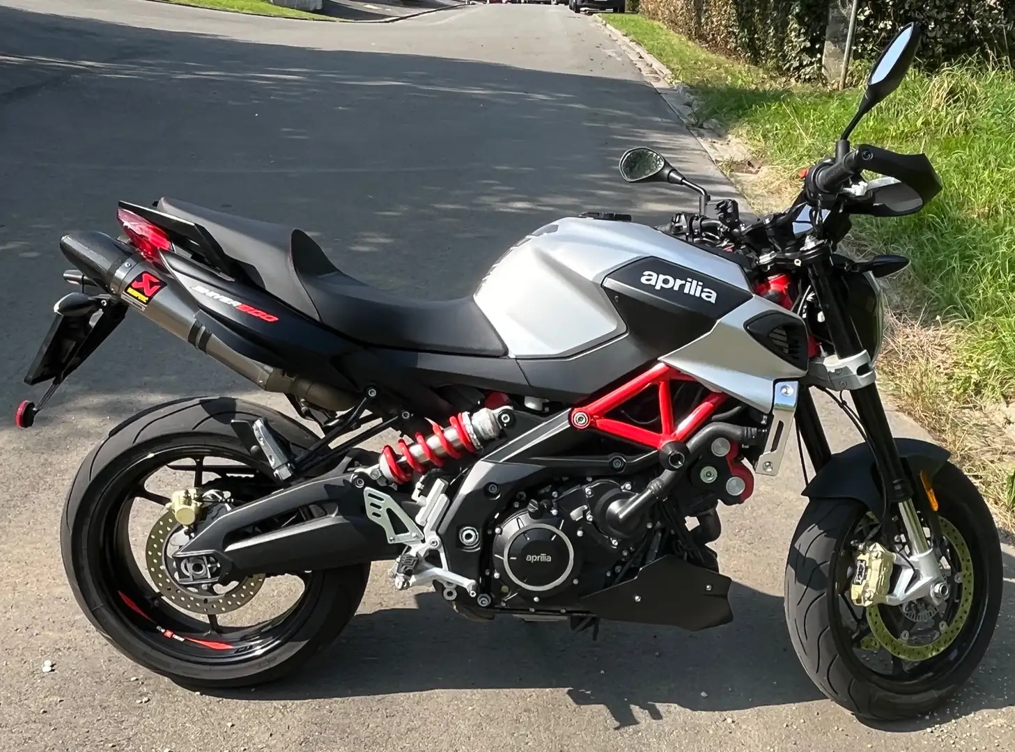 Aprilia Shiver 900 Akrapovic - 2