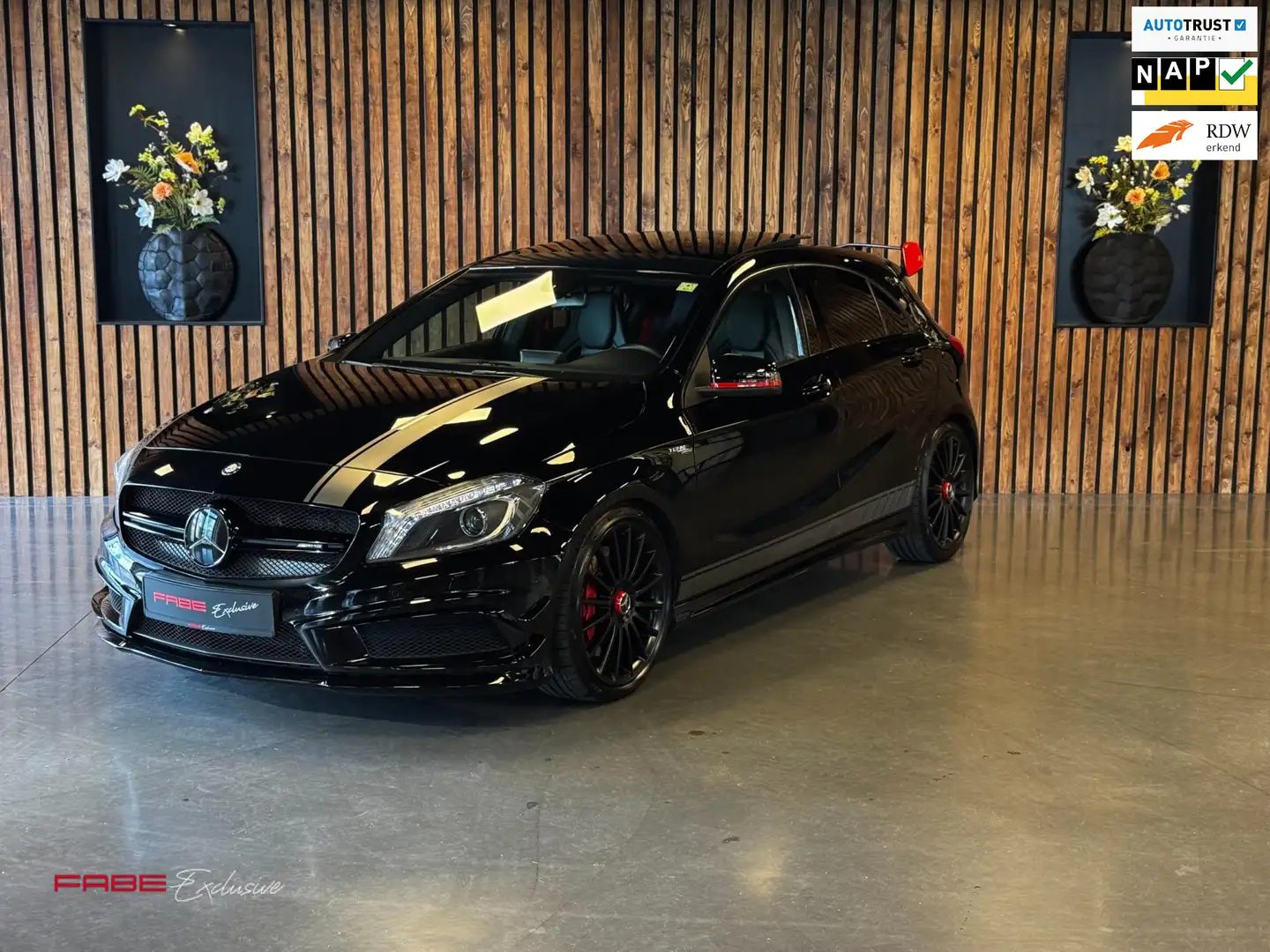 Mercedes-Benz A 45 AMG 4MATIC Edition 1/Milltek Racing UItlaat/Panorama/S Negro - 1