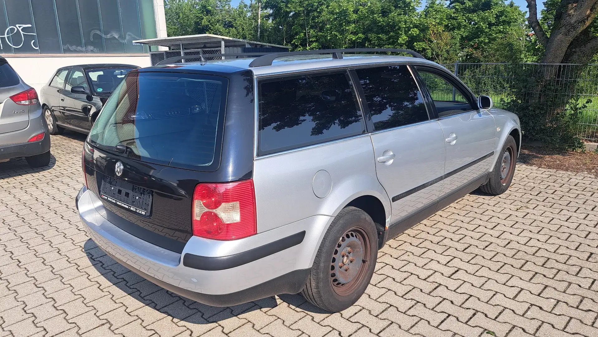 Volkswagen Passat Variant 2.0 Automatik - 2