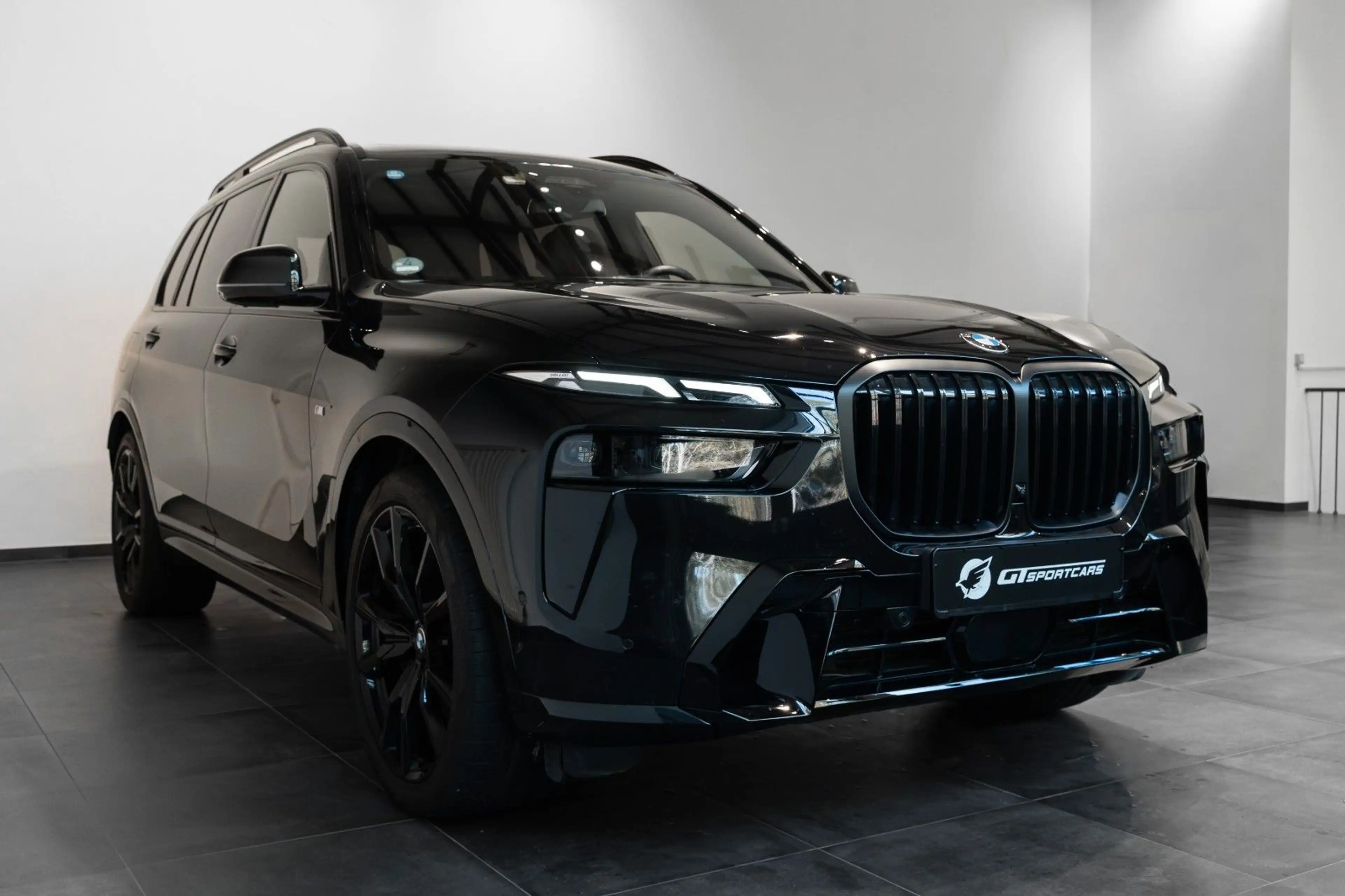 BMW X7 xDrive40i M Sport Pro*Sky*Massage*AHK*22" — photo 6