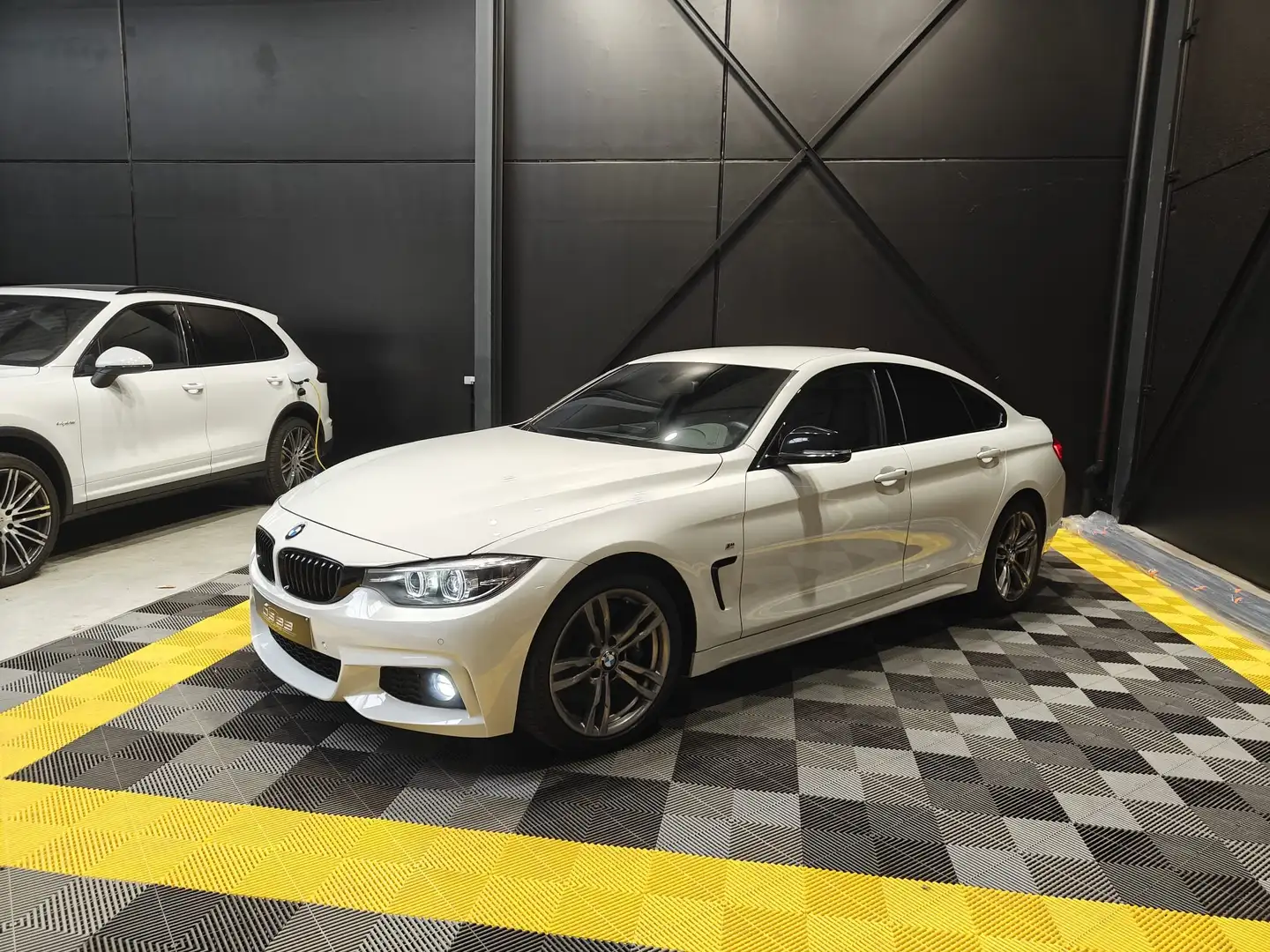 BMW 430 430i GC M Sport 252pk/Shadow/LED/Leder/Ambi/PDC Wit - 2