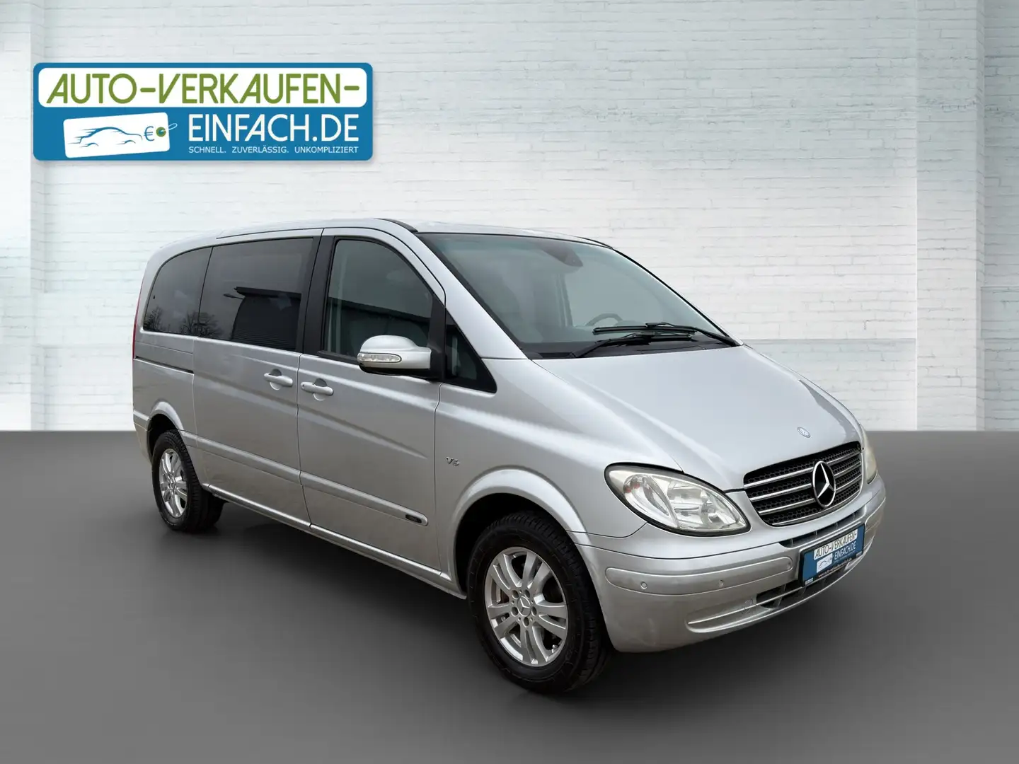 Mercedes-Benz Viano 3.0 CDI,Aut,6S,Klima,AHK,SH,TÜV 6/27,Service Silber - 1