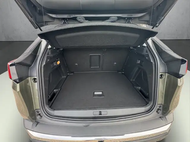 Peugeot 3008 view 7