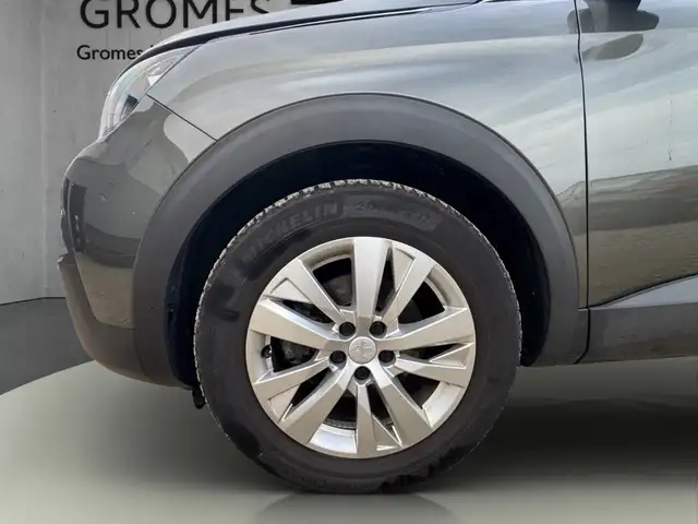 Peugeot 3008 view 11