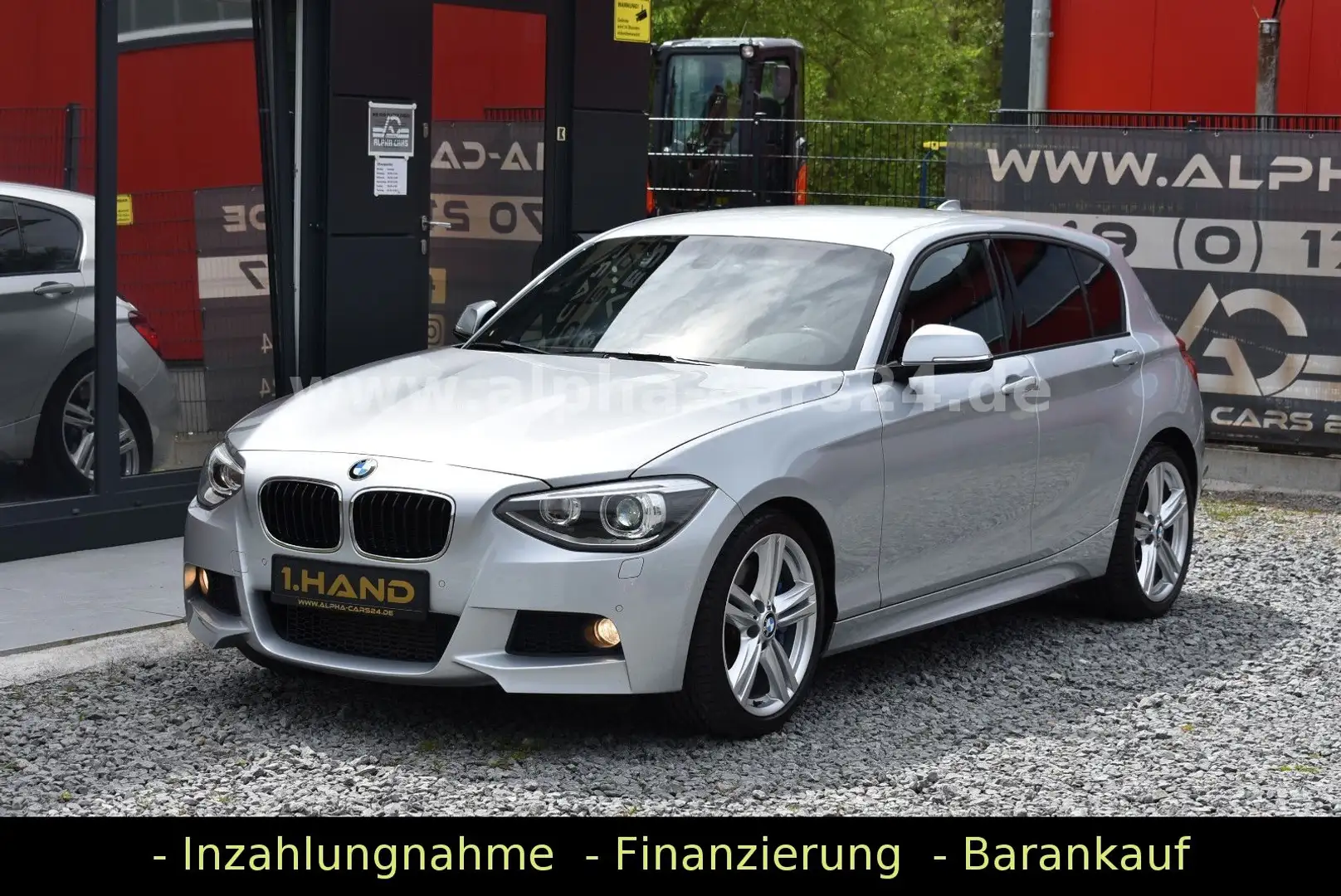BMW 118 i 1. Hand/M-Paket/Klima/Navi/Harman-Kardon Silber - 1