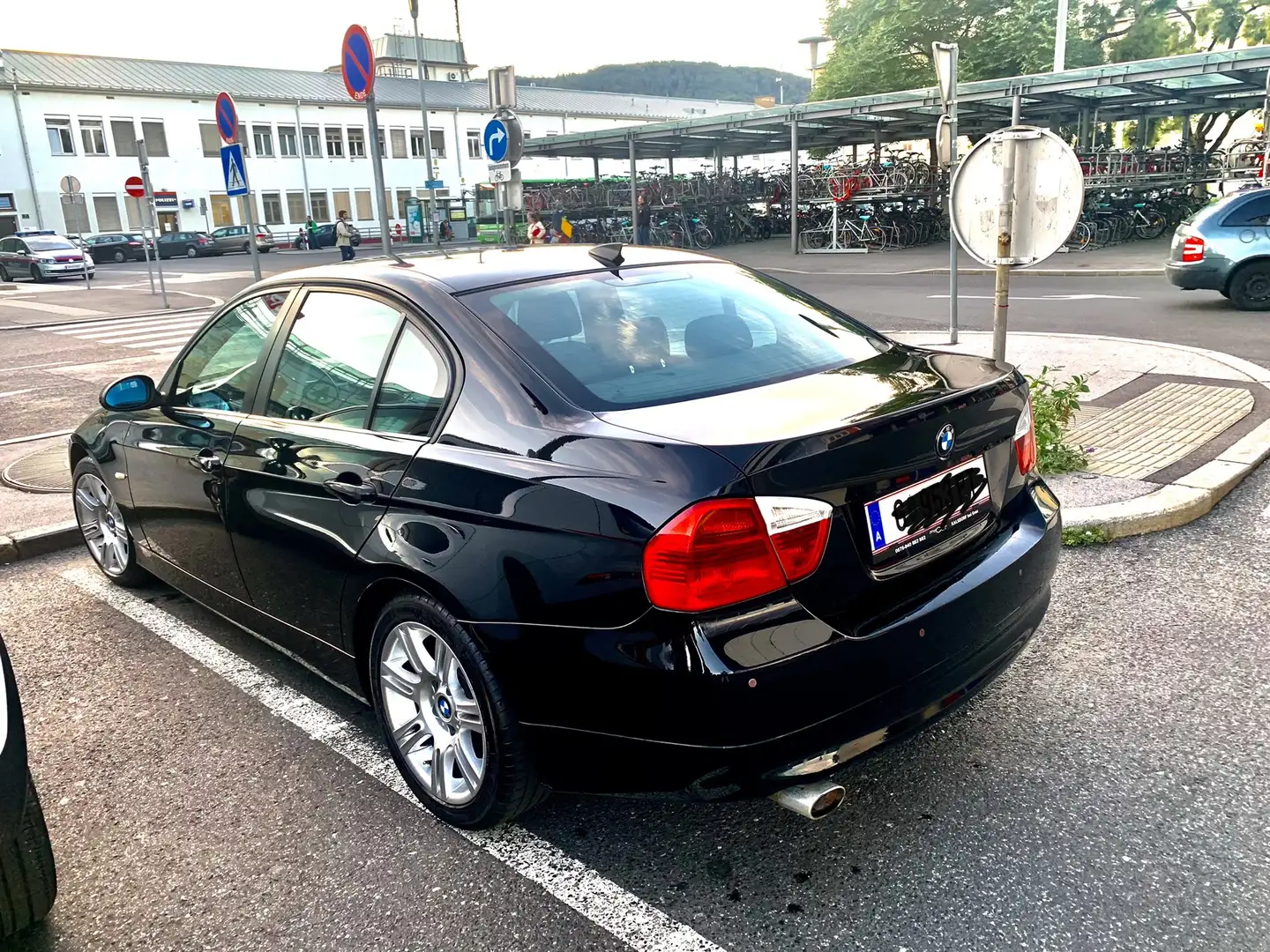 BMW 318 M - 1
