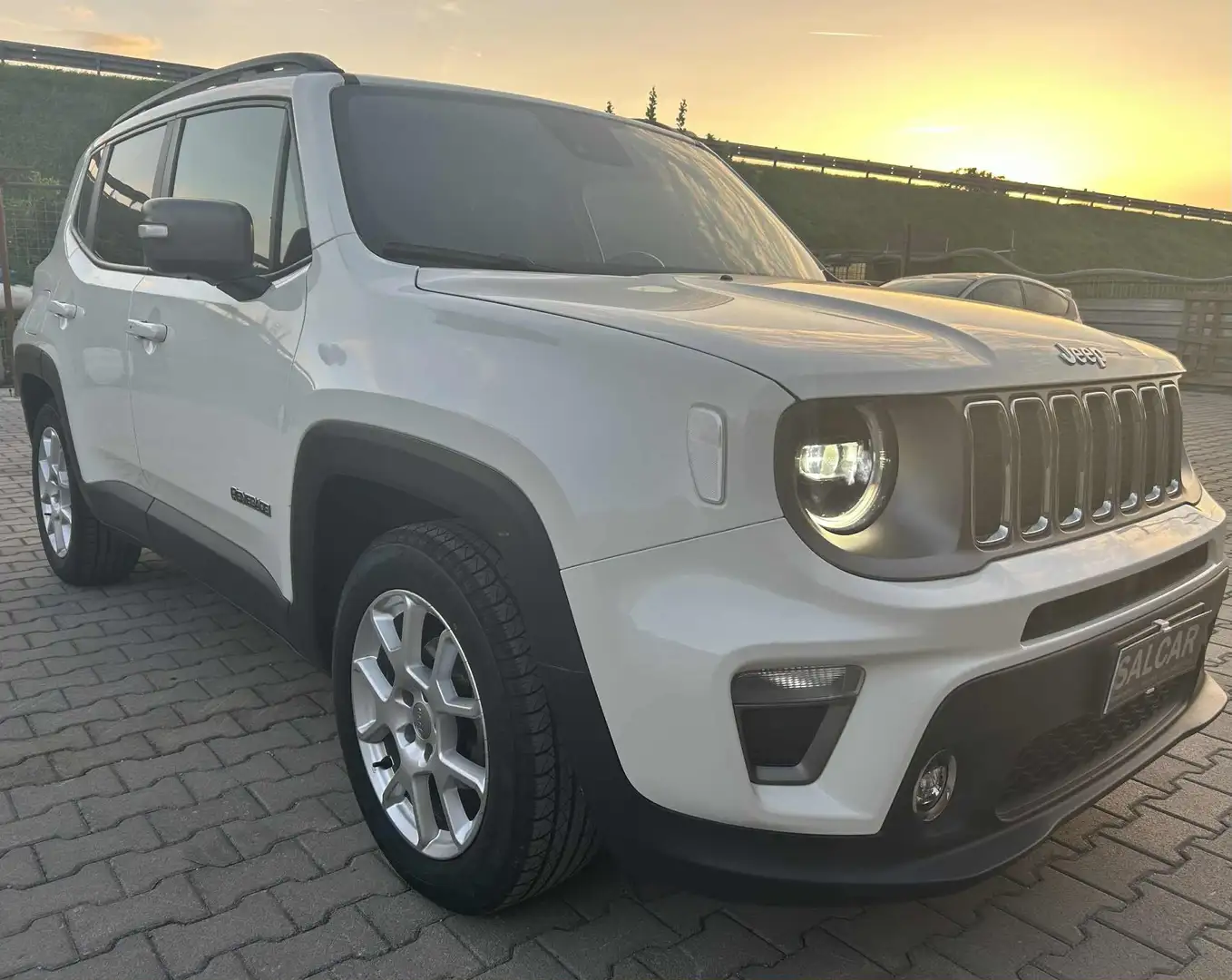 Jeep Renegade 1.6 mjt 130 cv Limited/fari led uniproprietario Bianco - 2