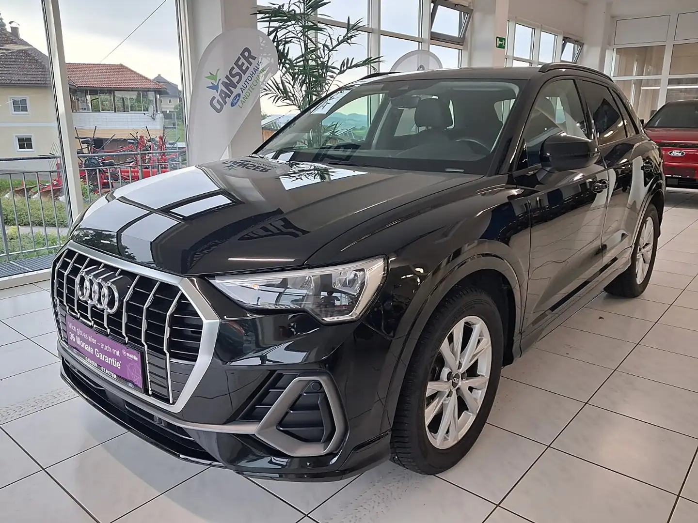 Audi Q3 35 TDI S-line S-tronic Schwarz - 1