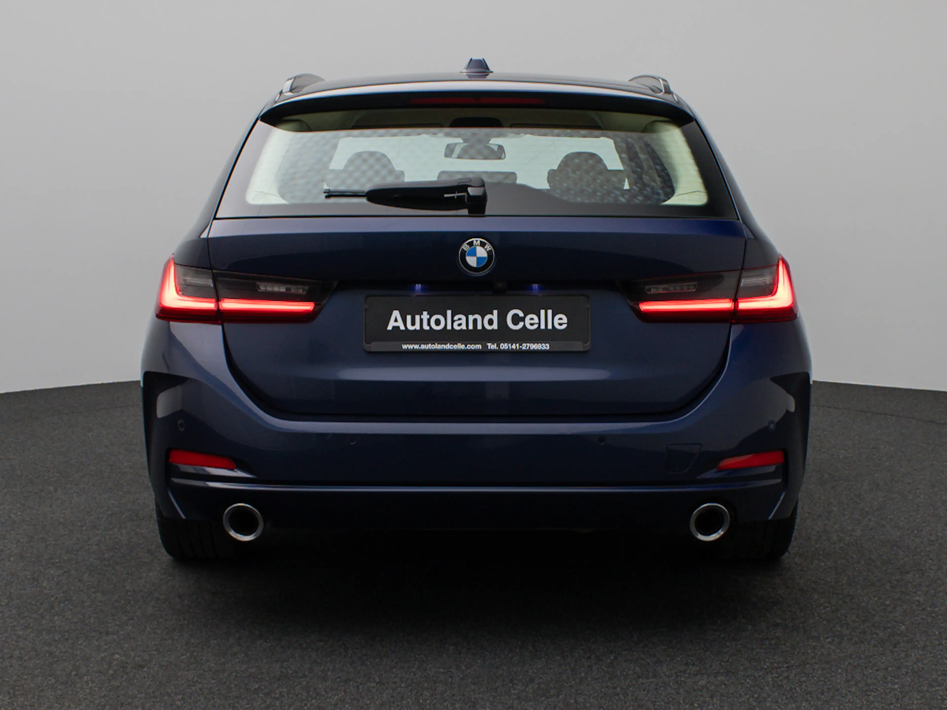 BMW 330 Kamera DAB HiFi Leder Sportsitz Komfort — photo 8