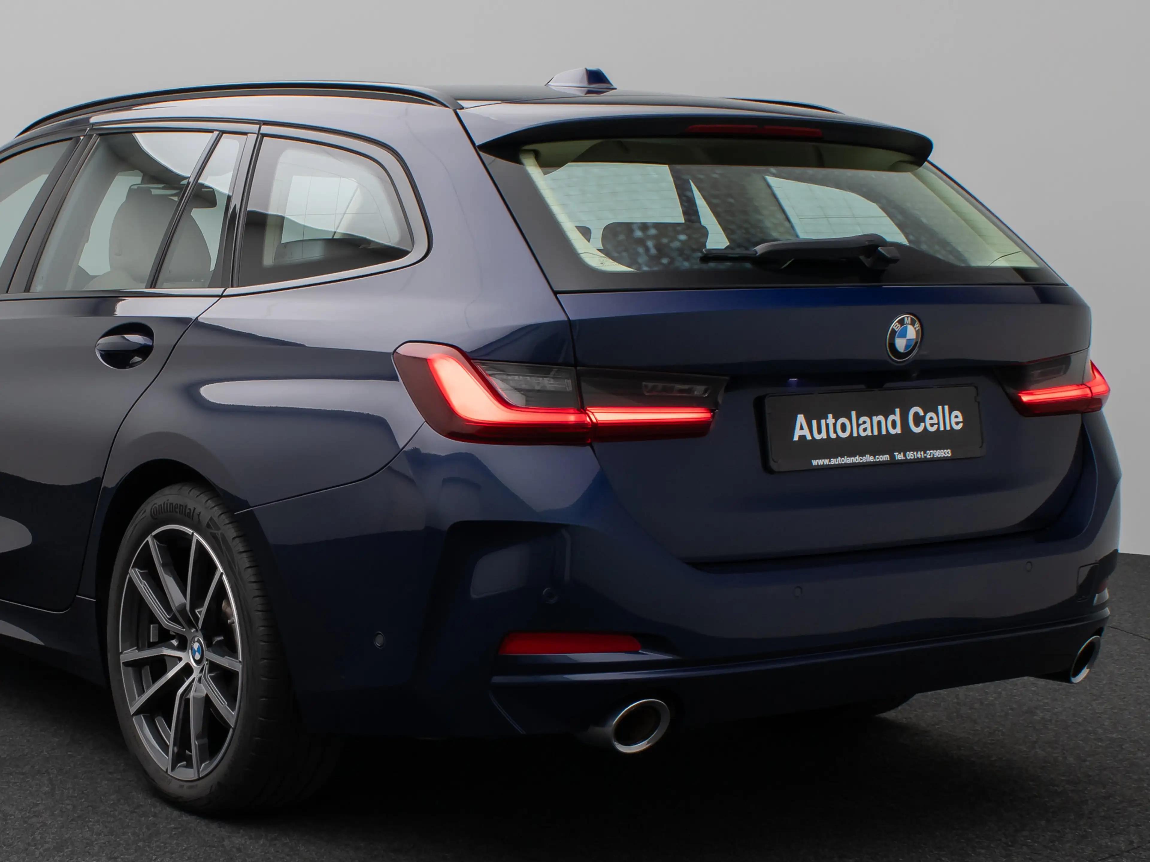 BMW 330 Kamera DAB HiFi Leder Sportsitz Komfort — photo 15