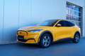 Ford Mustang Mach-E Elektro Extended Range Gelb - thumbnail 1