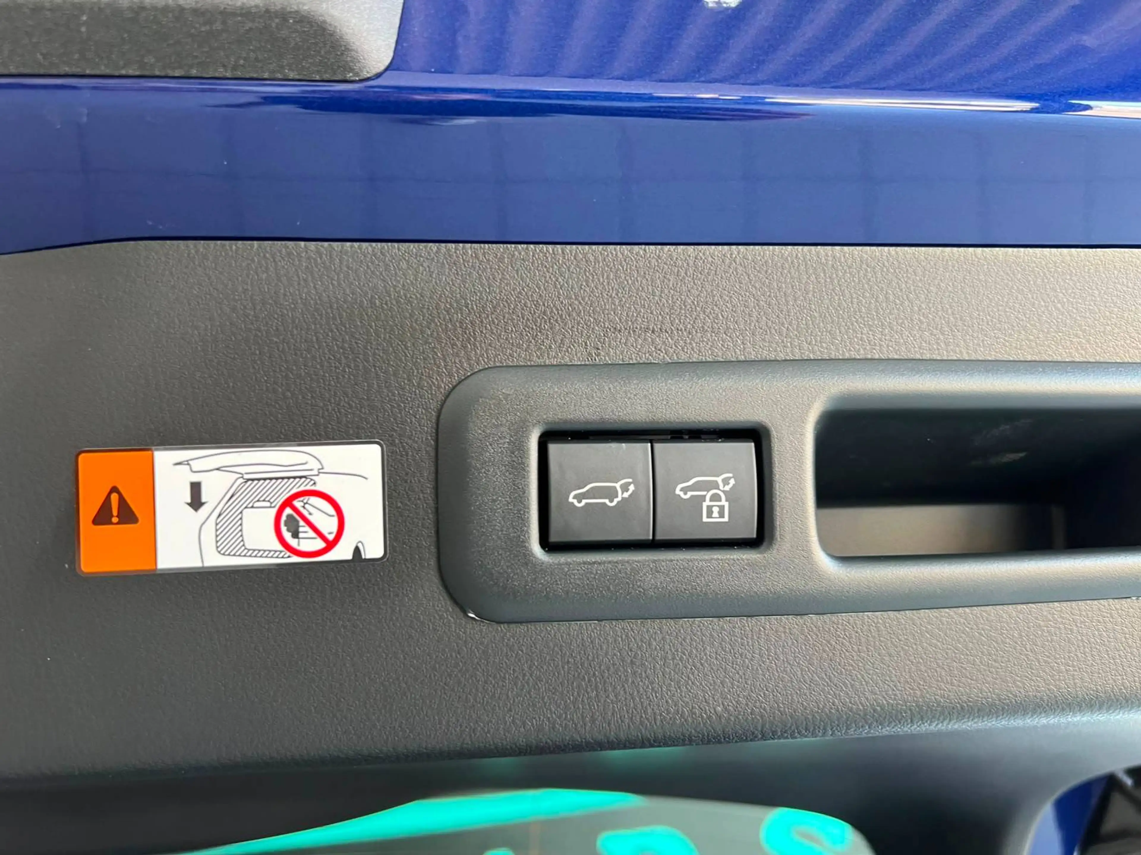 Lexus LBX LBX 1.5i FWD Elegant Elegant — photo 10