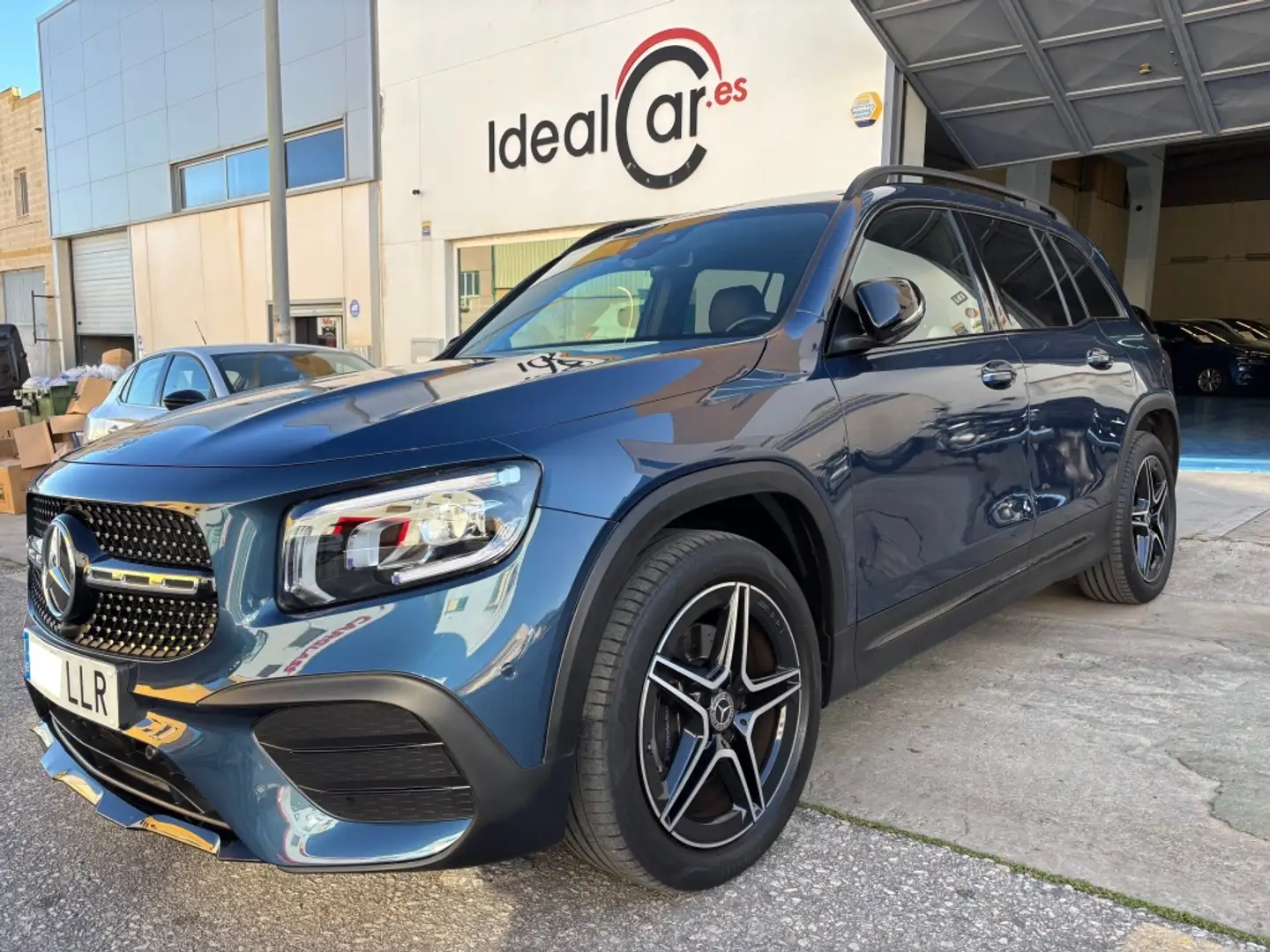 Mercedes-Benz GLB 200 200d 8G-DCT Azul - 1
