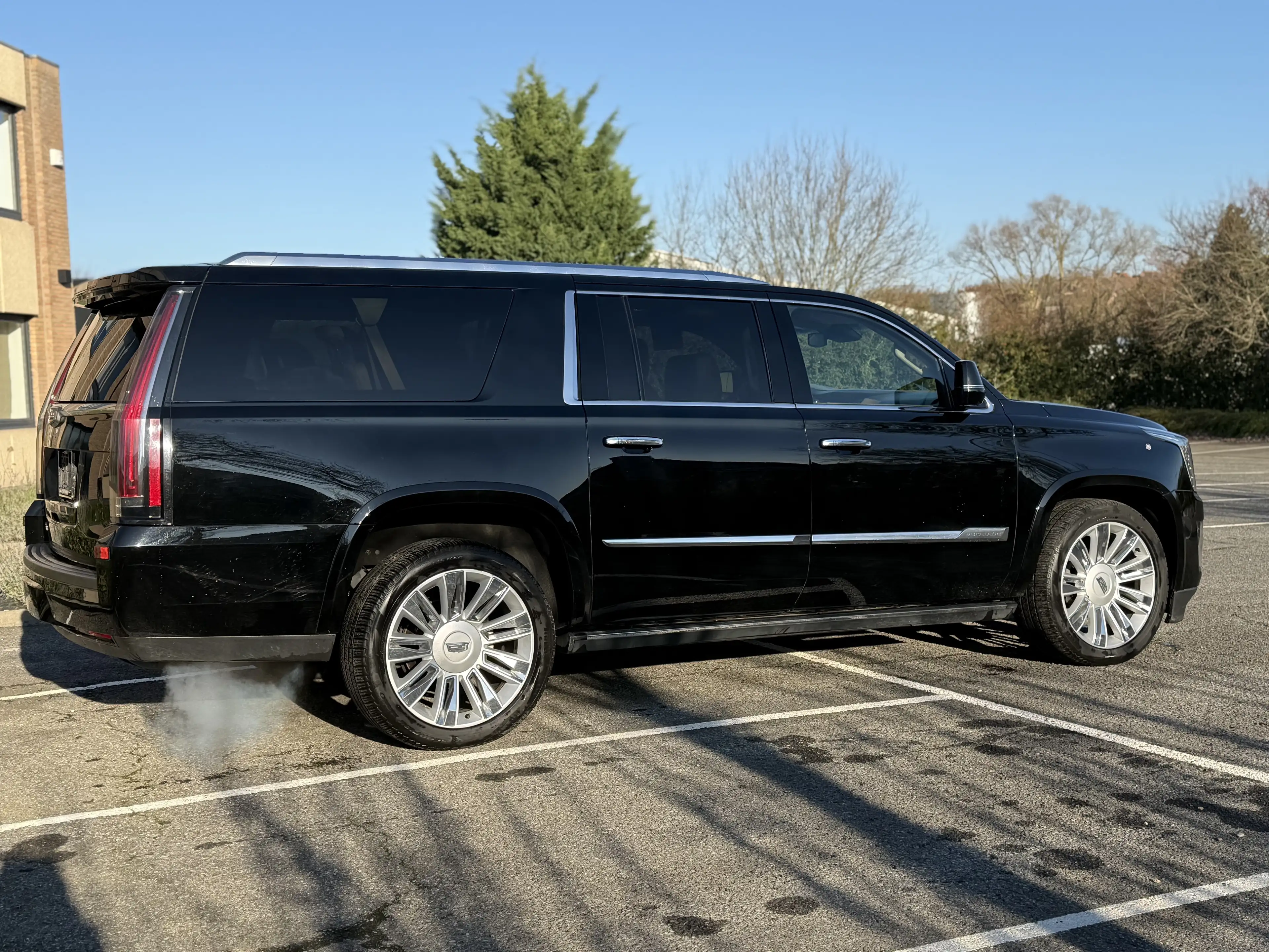 Cadillac Escalade Escalade 6.2i V8 Platinum — photo 6