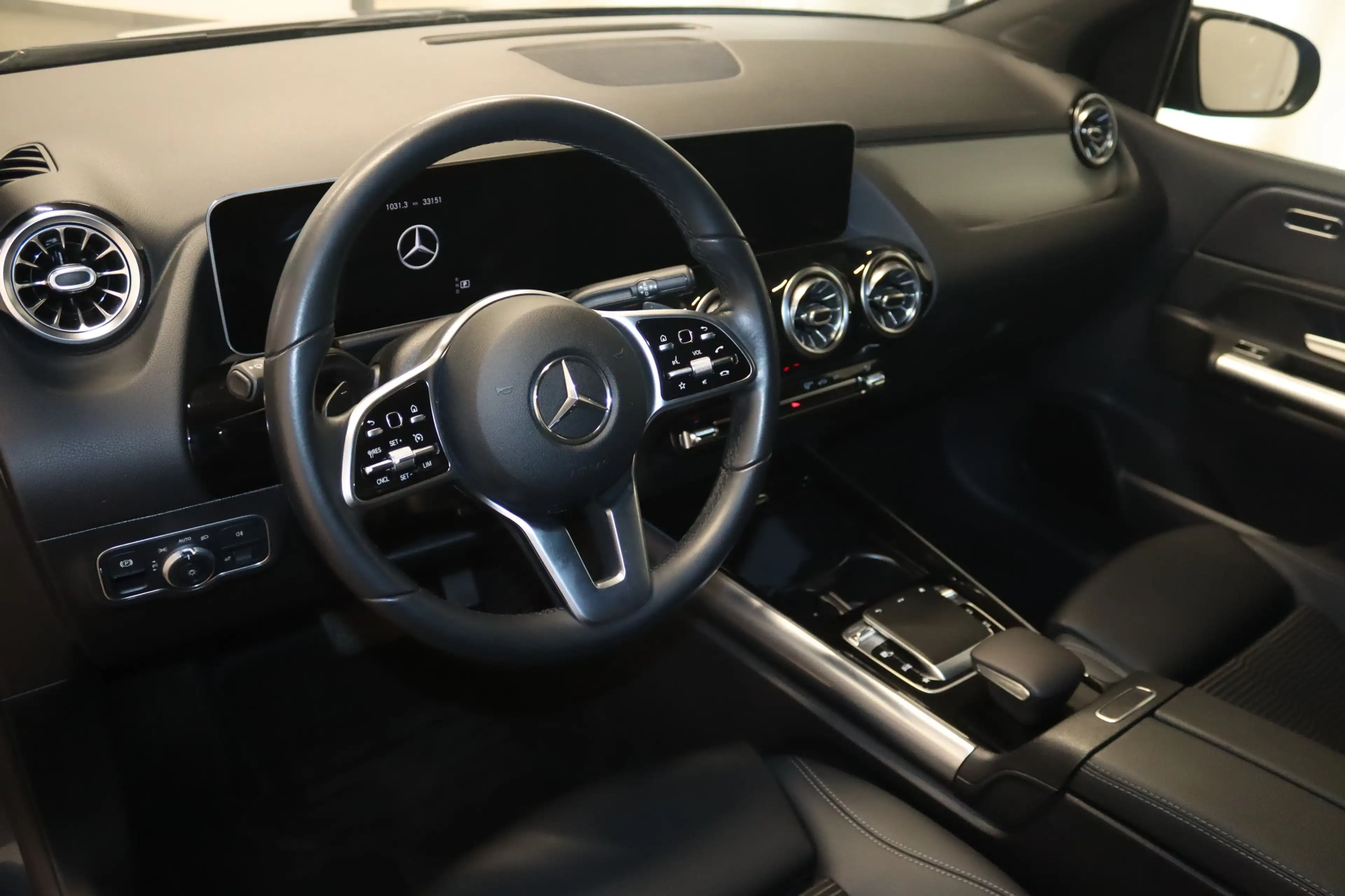 Mercedes-Benz B 220 4Matic Night-Navi-Multibeam-Kamera-Totw.- — photo 10