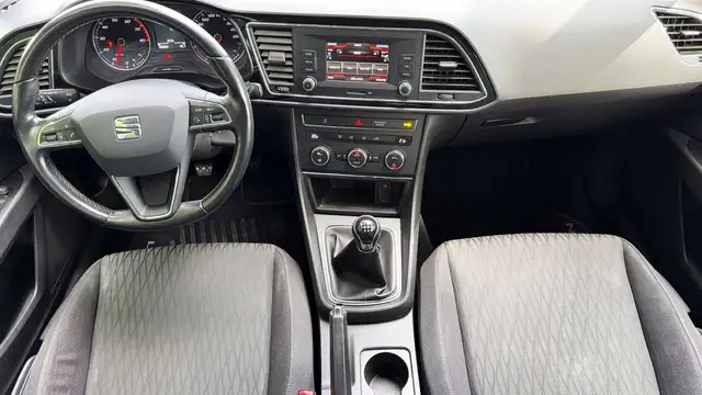 Seat Leon view 11