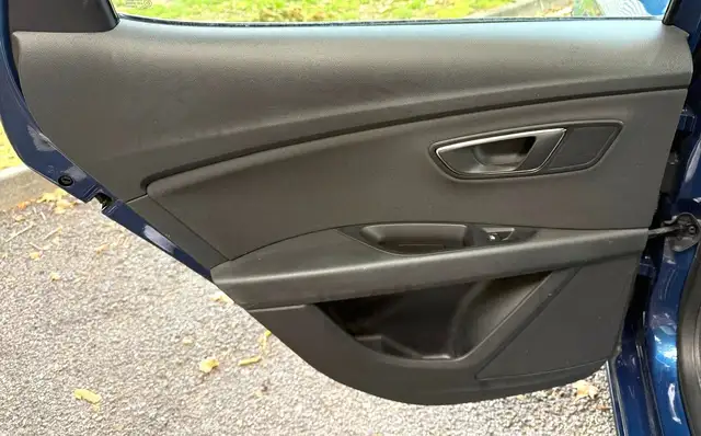 Seat Leon view 9
