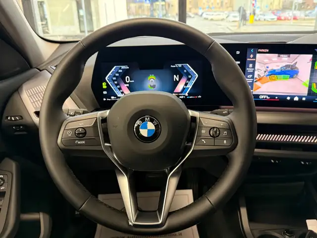 BMW 1 Series view 9