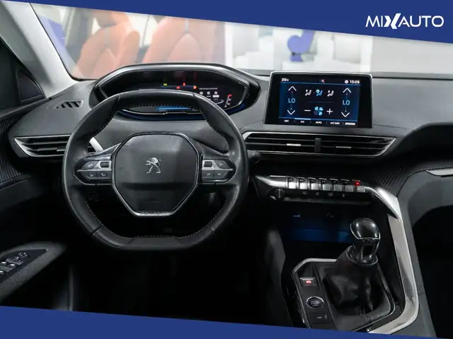 Peugeot 3008 view 11