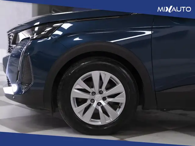 Peugeot 3008 view 8