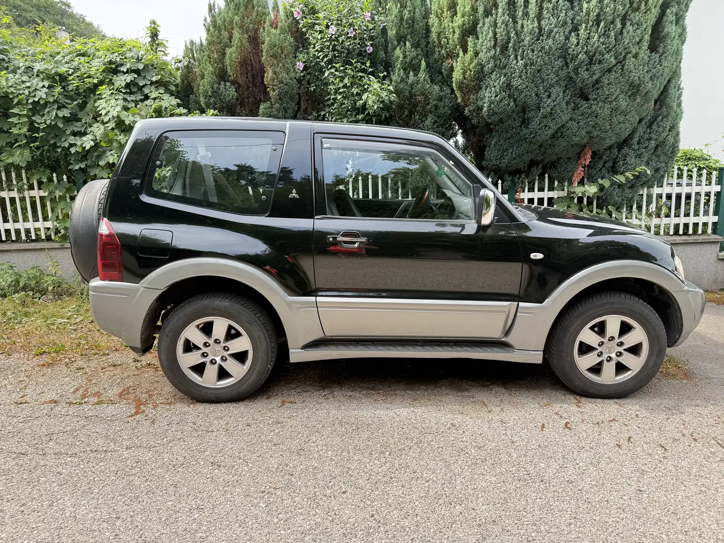 Mitsubishi Pajero Instyle 3,2 DI-D TD - 1