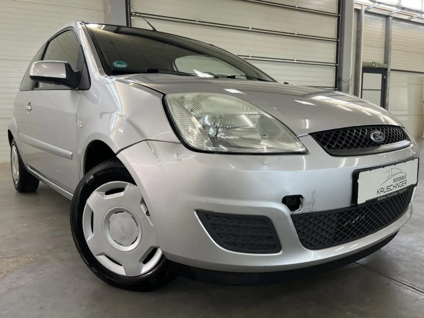 Ford Fiesta Style 1.3 BENZIN KLIMA HU/AU BIS 04.2026 Klima Argento - 1