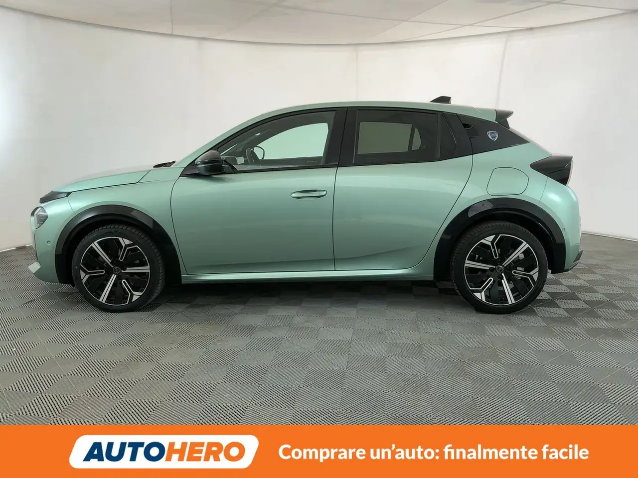 Lancia Ypsilon 2024