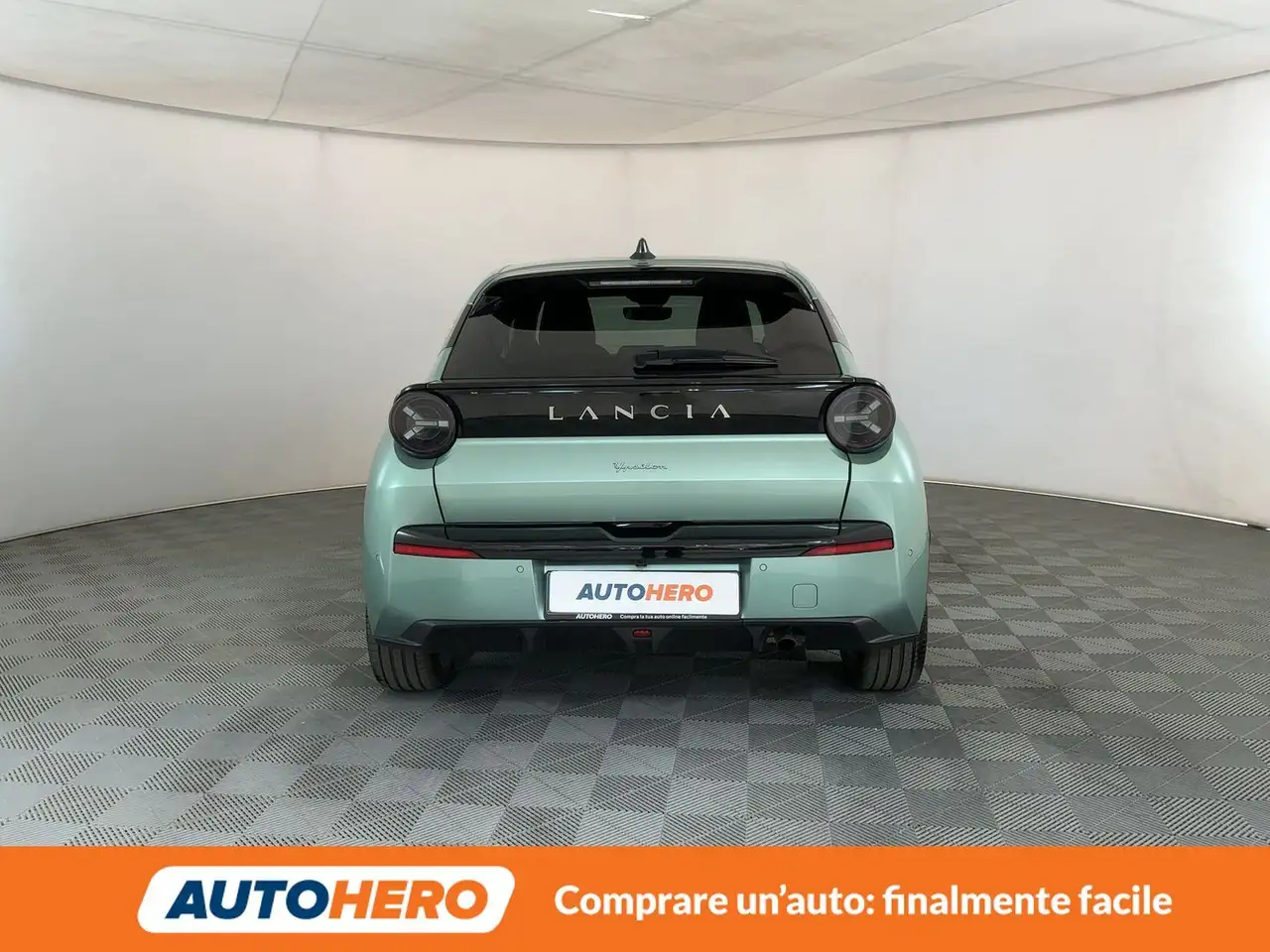 Lancia Ypsilon 2024
