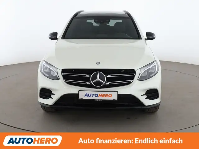 Mercedes-Benz GLC view 9