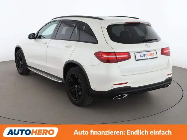 Mercedes-Benz GLC view 4