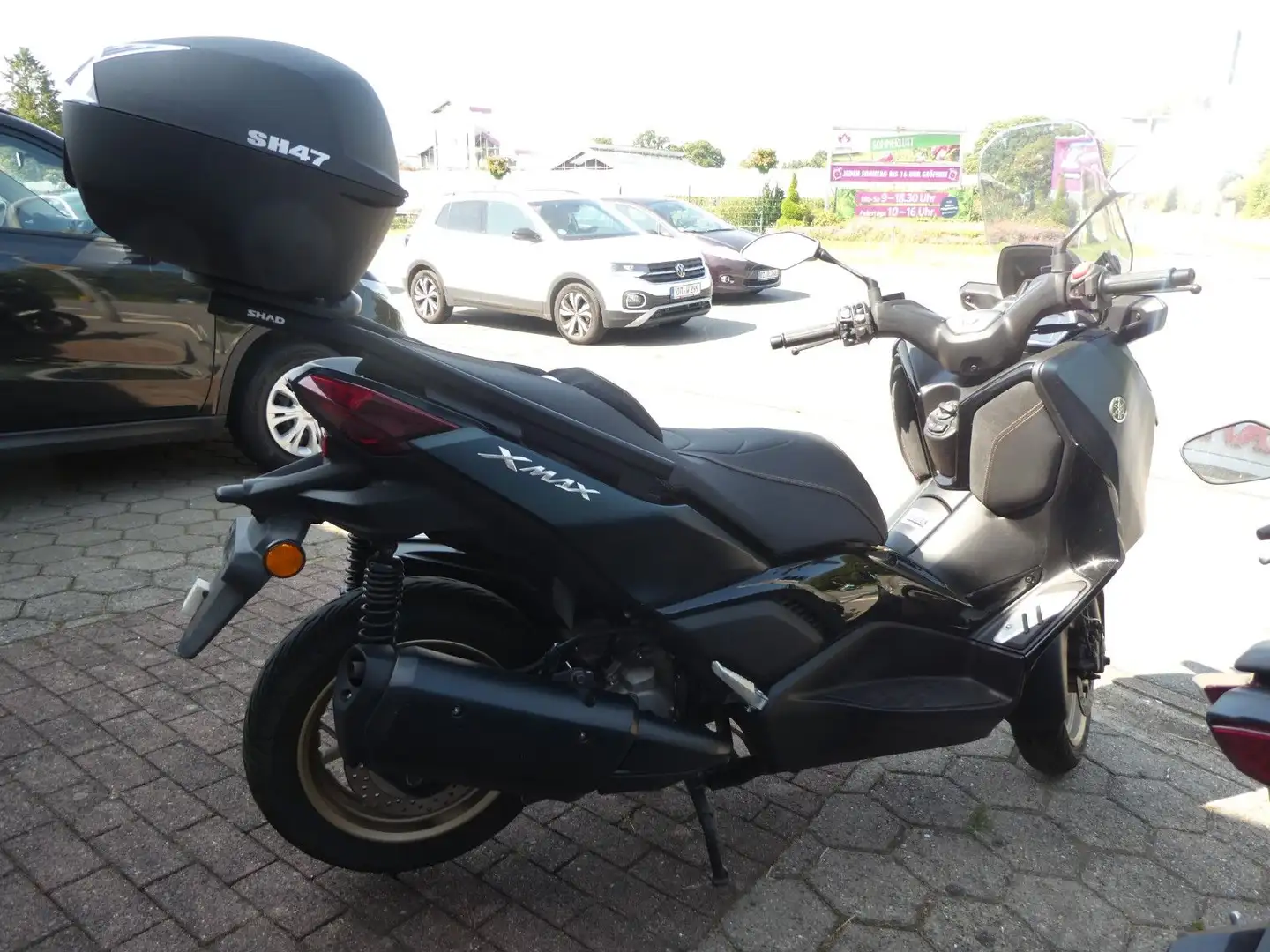 Yamaha X-MAX   TECH MAX  Neuwertig Schwarz - 2