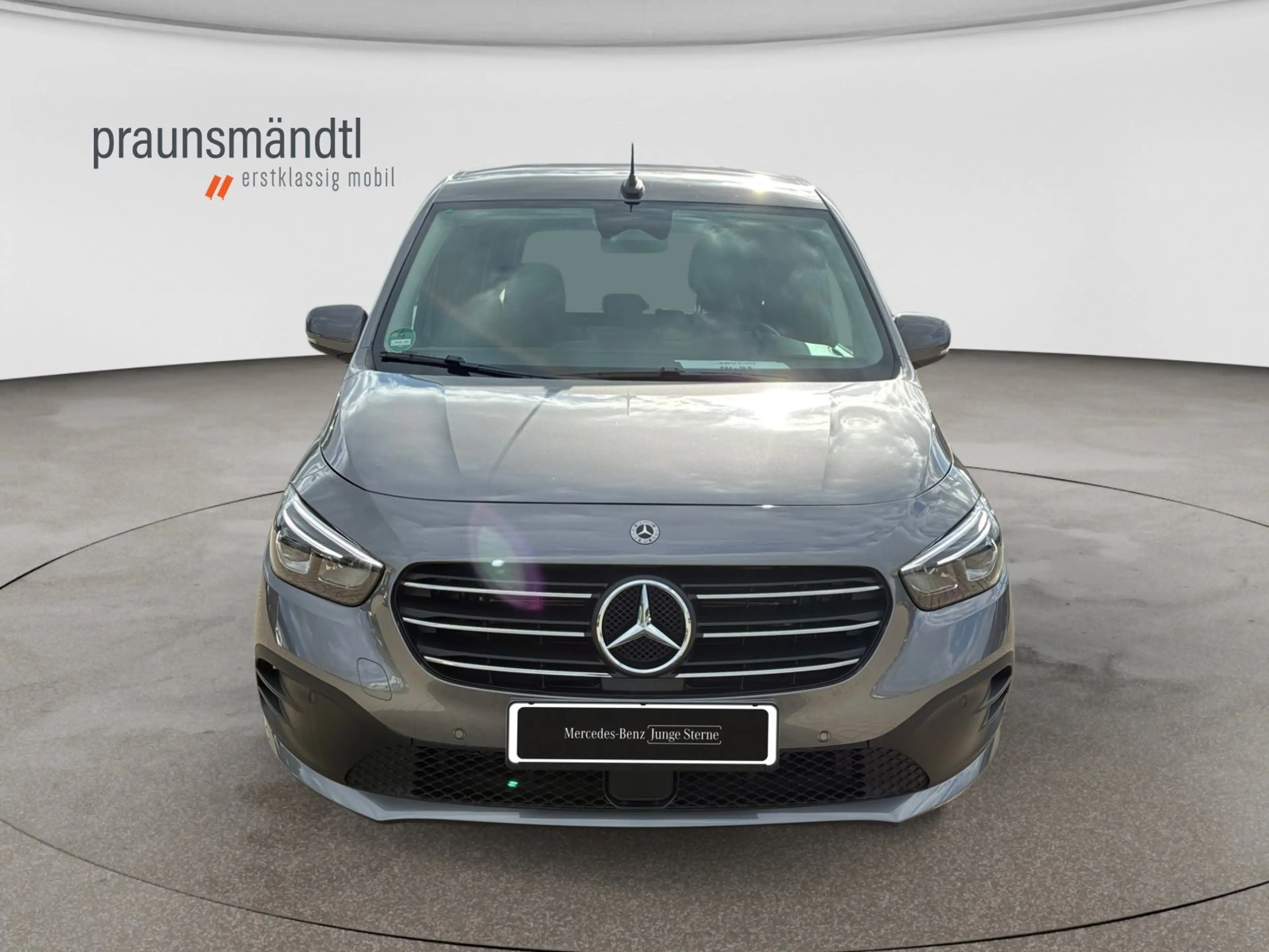 Mercedes-Benz T-Class T 160 d Style+lang+Navigation+LED+Kamera+Tempo+ — photo 8