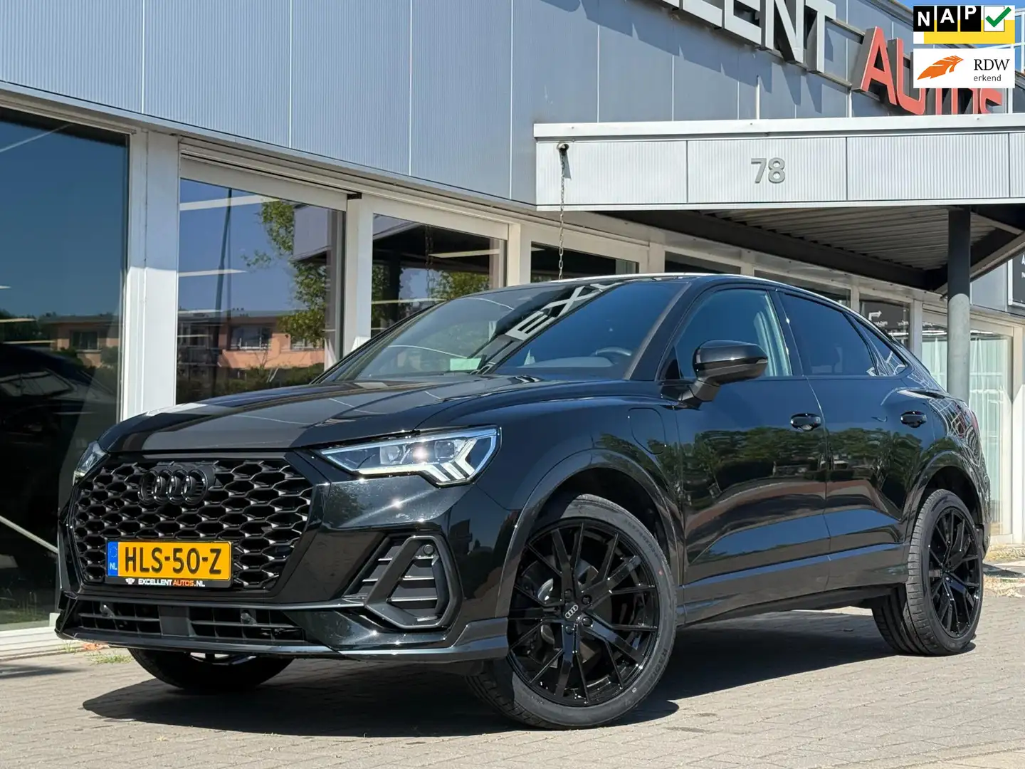 Audi Q3 Sportback 45 TFSI e Edition | Black Edition Noir - 1