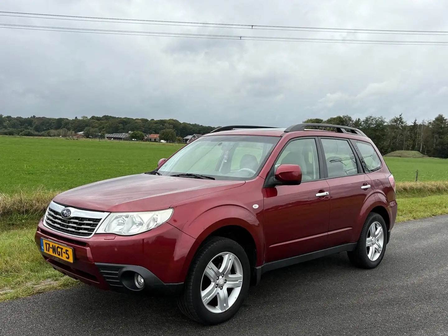 Subaru Forester 2.0 XS Premium Plus, Leder, Keyless, Trekhaak etc. Rot - 2