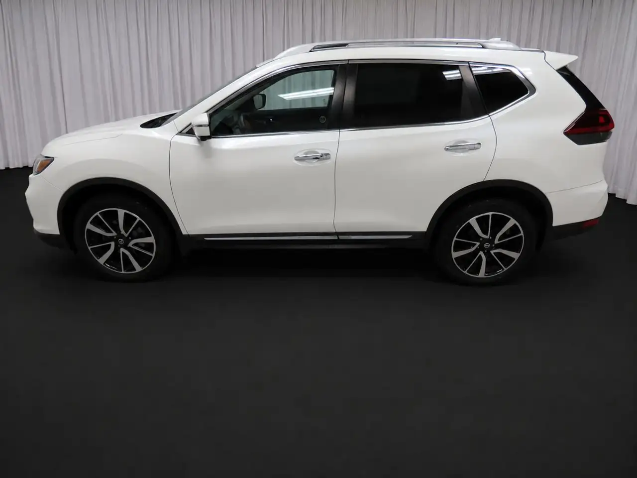 Nissan Rogue photo Nissan Rogue
