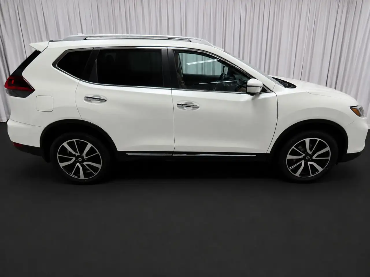 Nissan Rogue photo Nissan Rogue