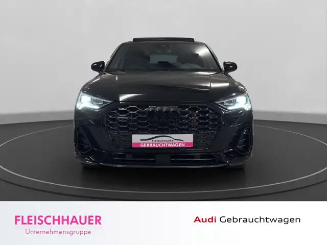 Audi Q3 view 2