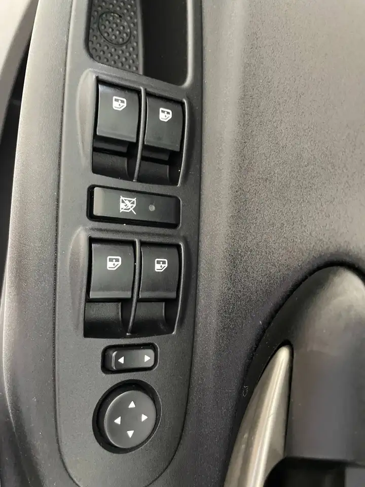 Lancia Ypsilon 2021 — фото 12